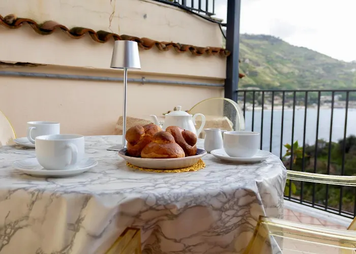 Casa Baia Delle Sirene * Taormina