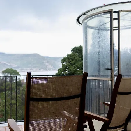 Casa Baia Delle Sirene *